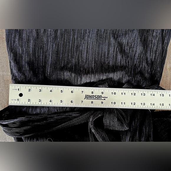 Anne Klein Black Crinkle Pleat Sleeveless Pantsuit Size 4 NEW WITH TAGS - Picture 10 of 14